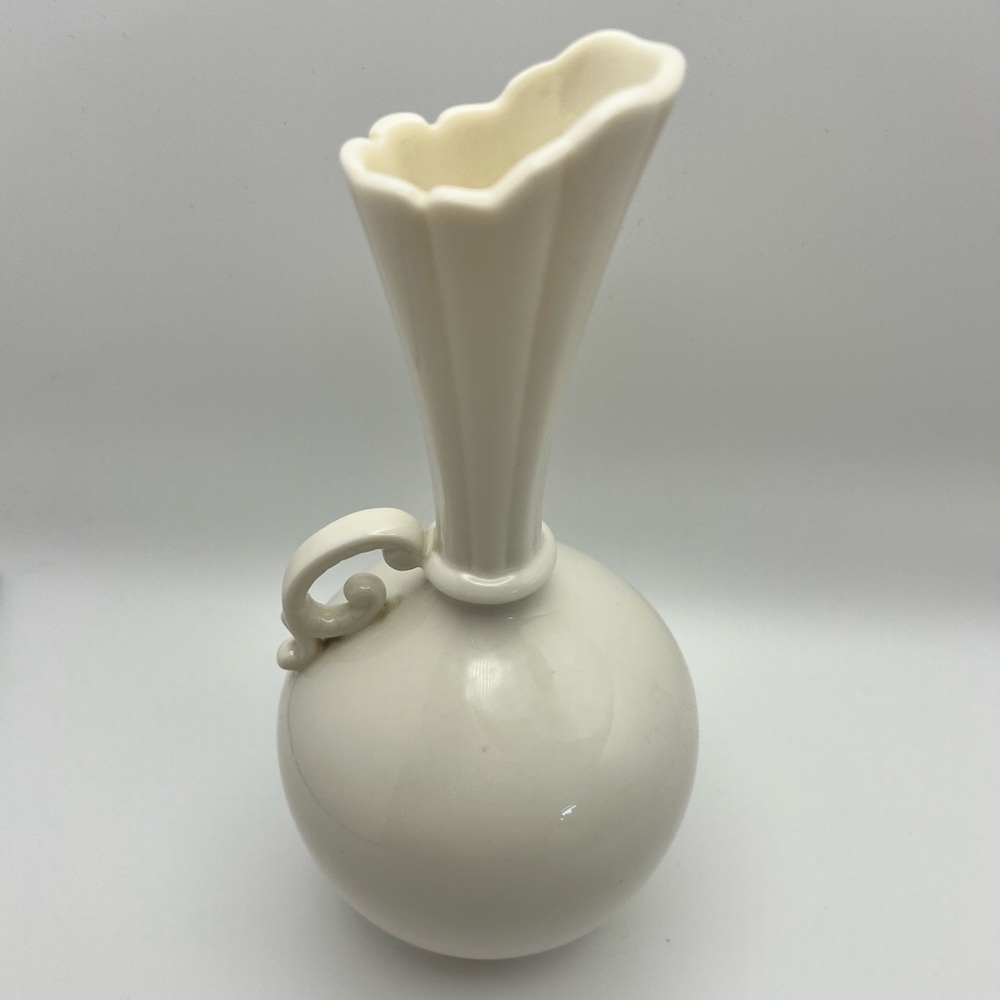 Vintage Lenox "Coup Off White" Vase with Handle Art Deco Fluted Ribbed Neck 1940
